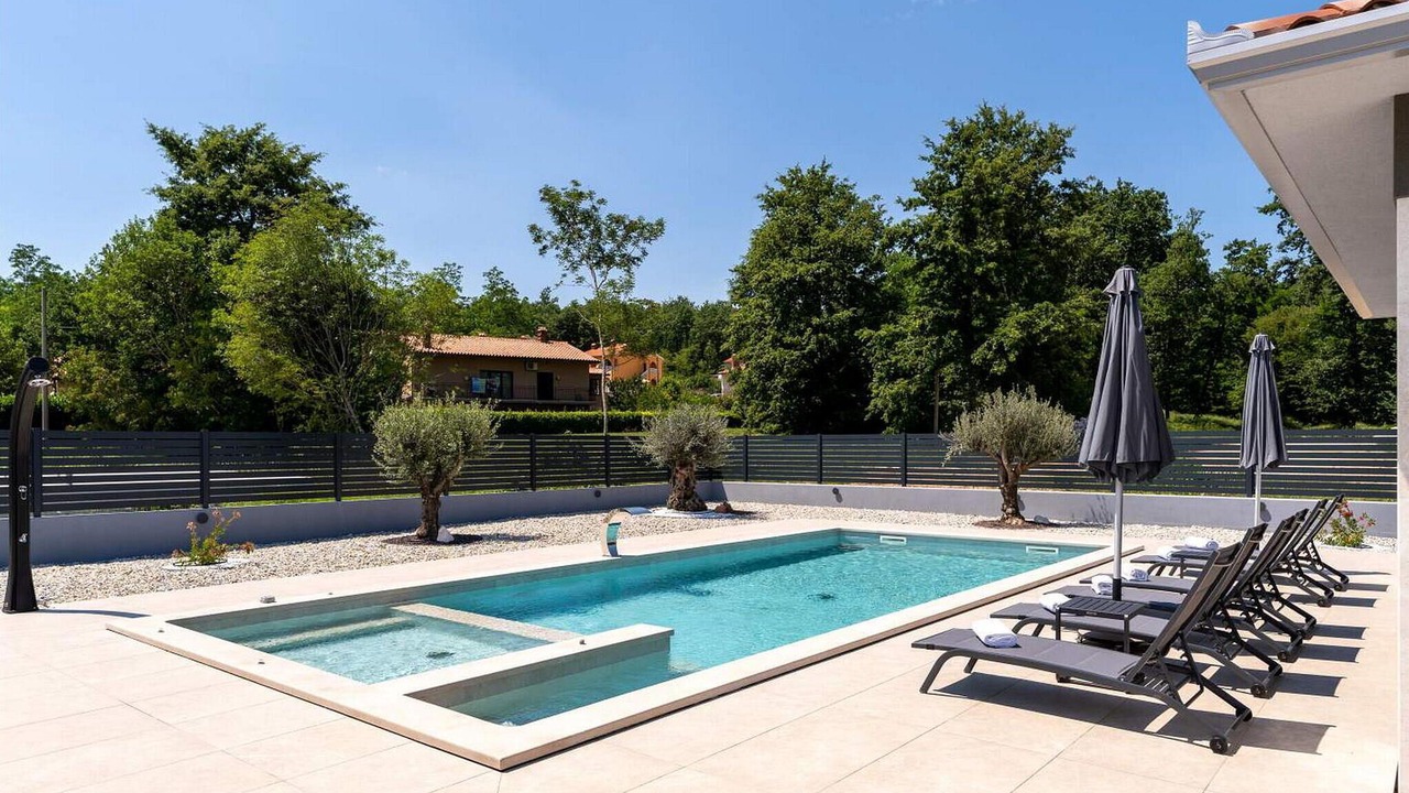 Photo of Outdoor in Marceljani