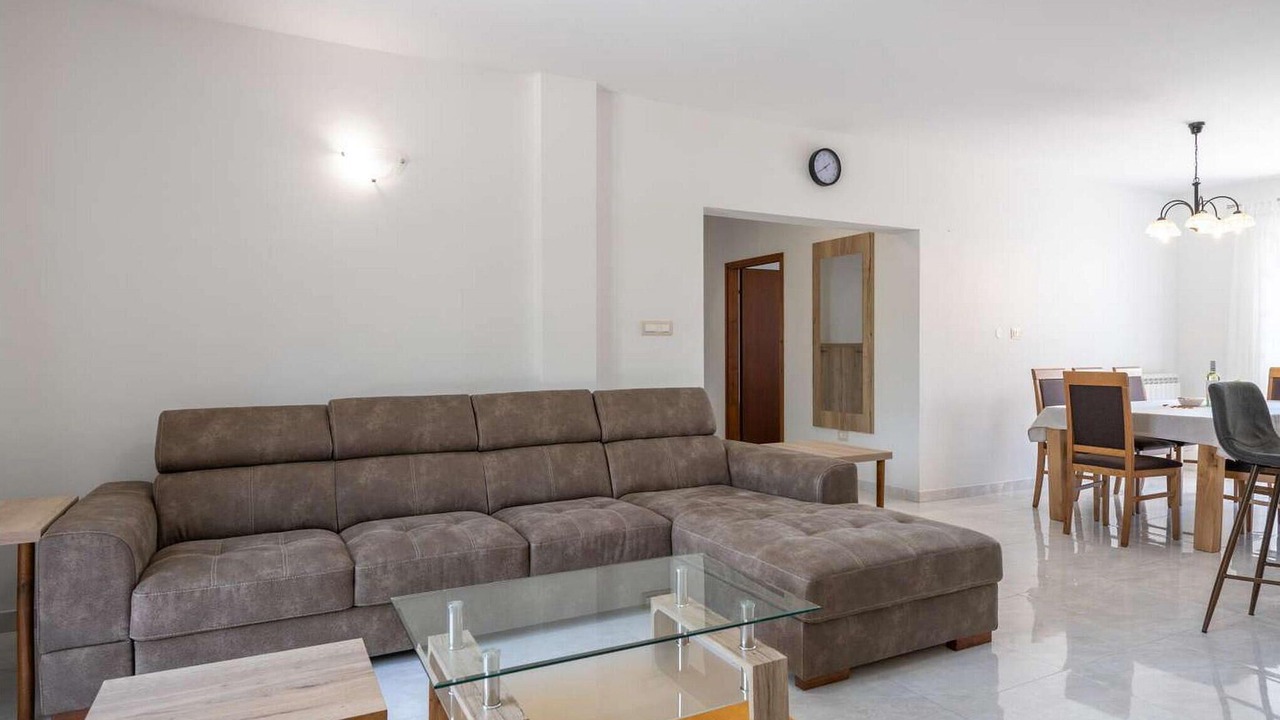 Photo of Bedroom in Sumber