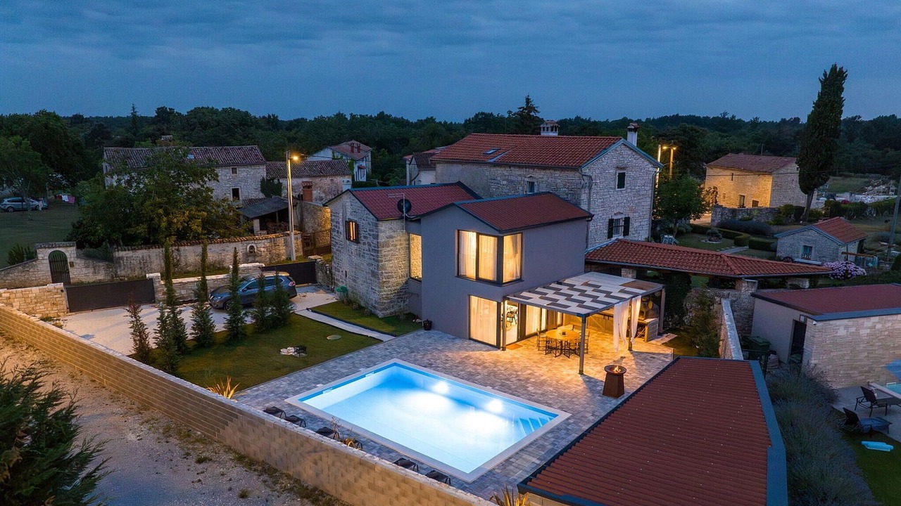 Photo of Outdoor in Zminj
