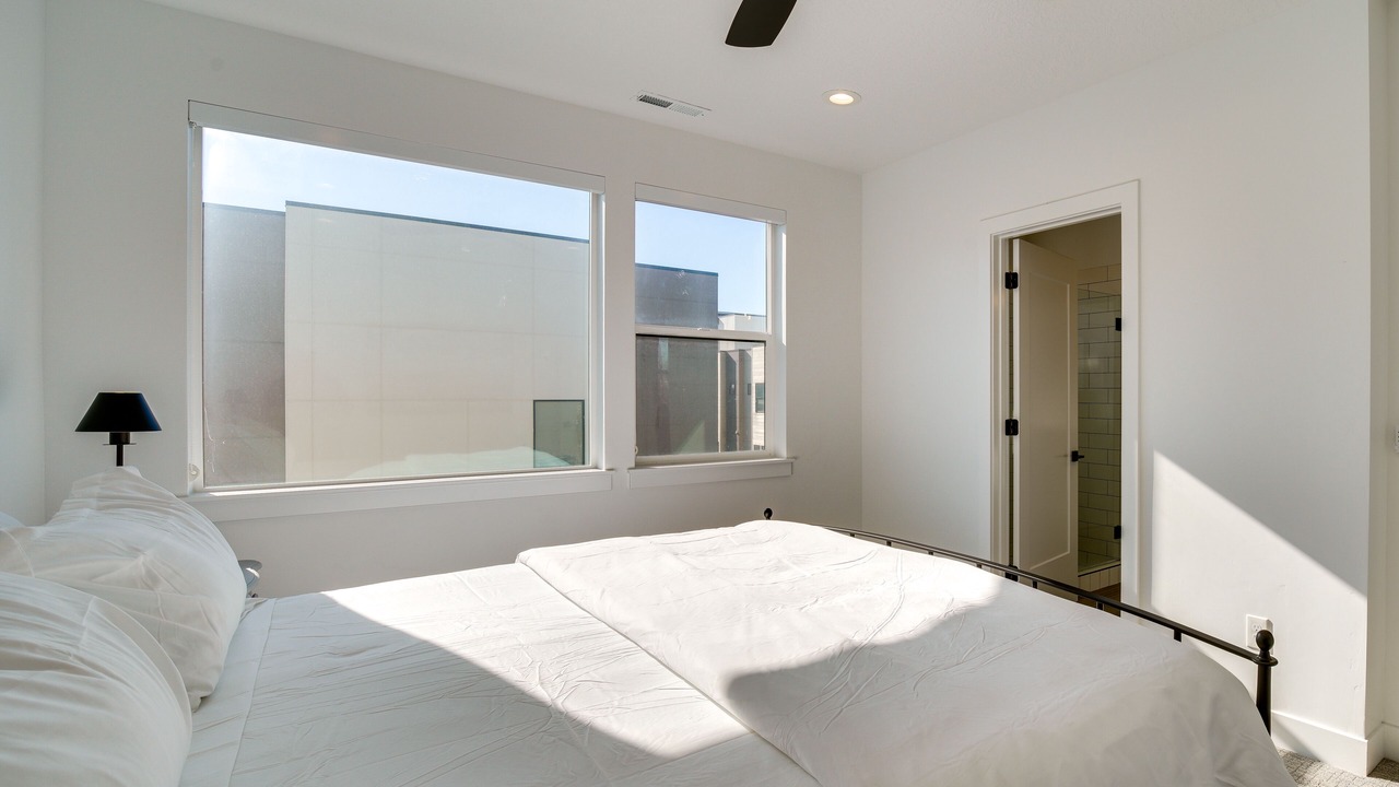 Photo of Bedroom in Central Business District