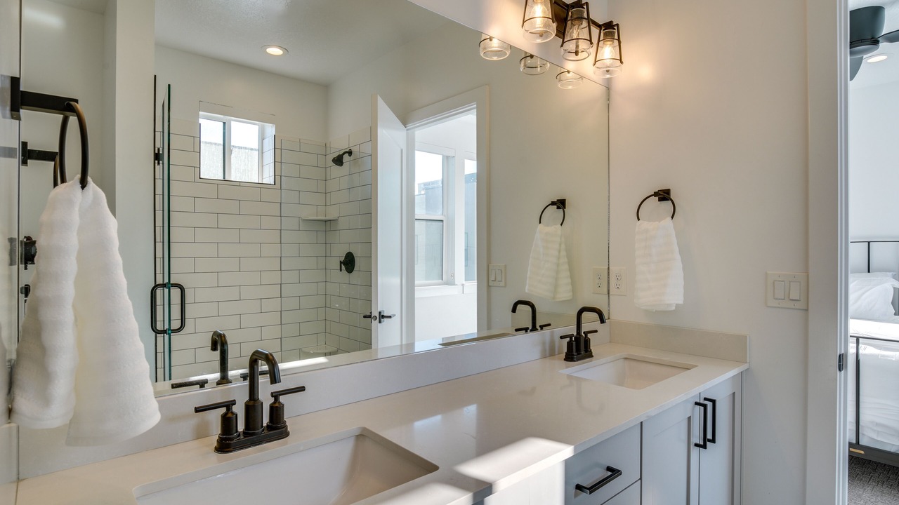 Photo of Bathroom in Central Business District