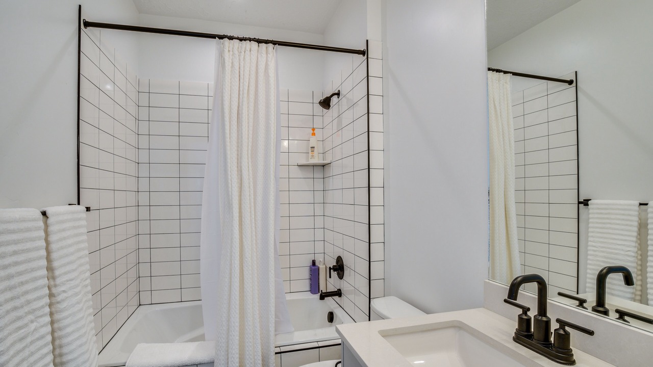 Photo of Bathroom in Central Business District