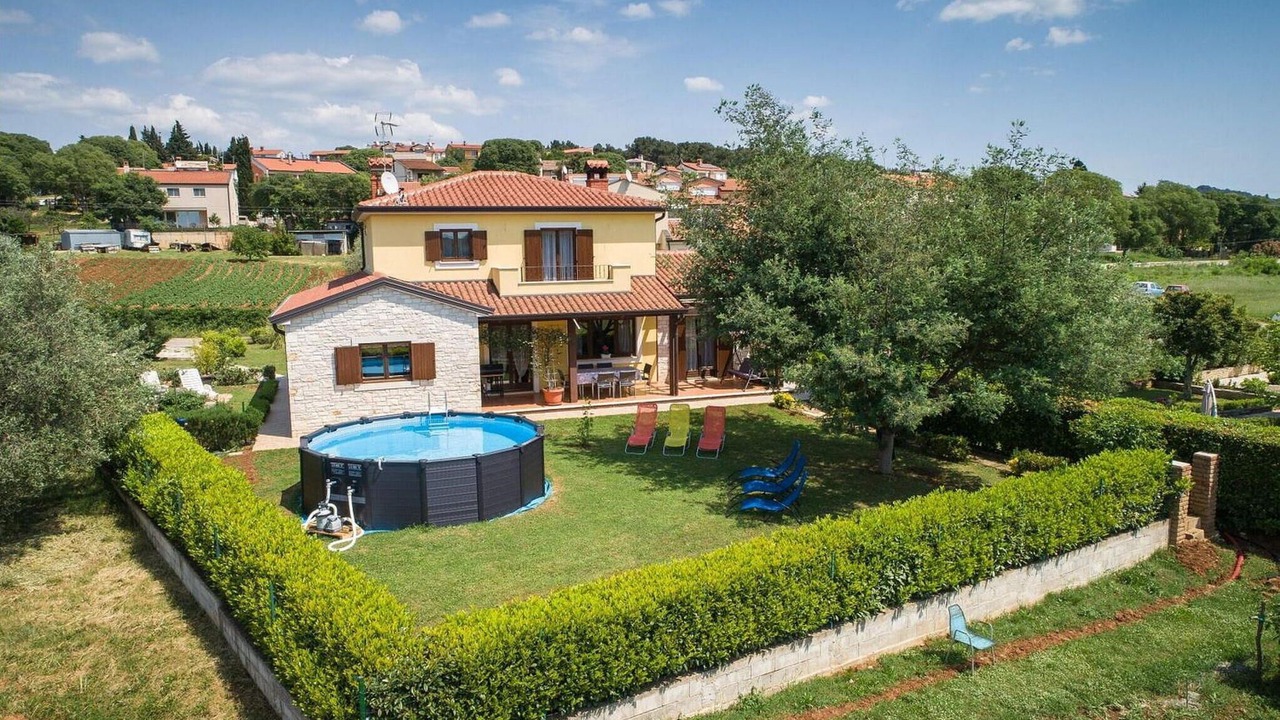 Photo of Outdoor in Mugeba