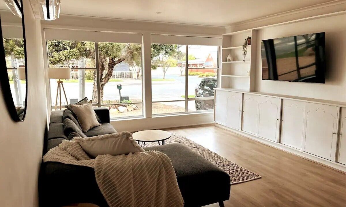 Photo of Livingroom in Yarrawonga