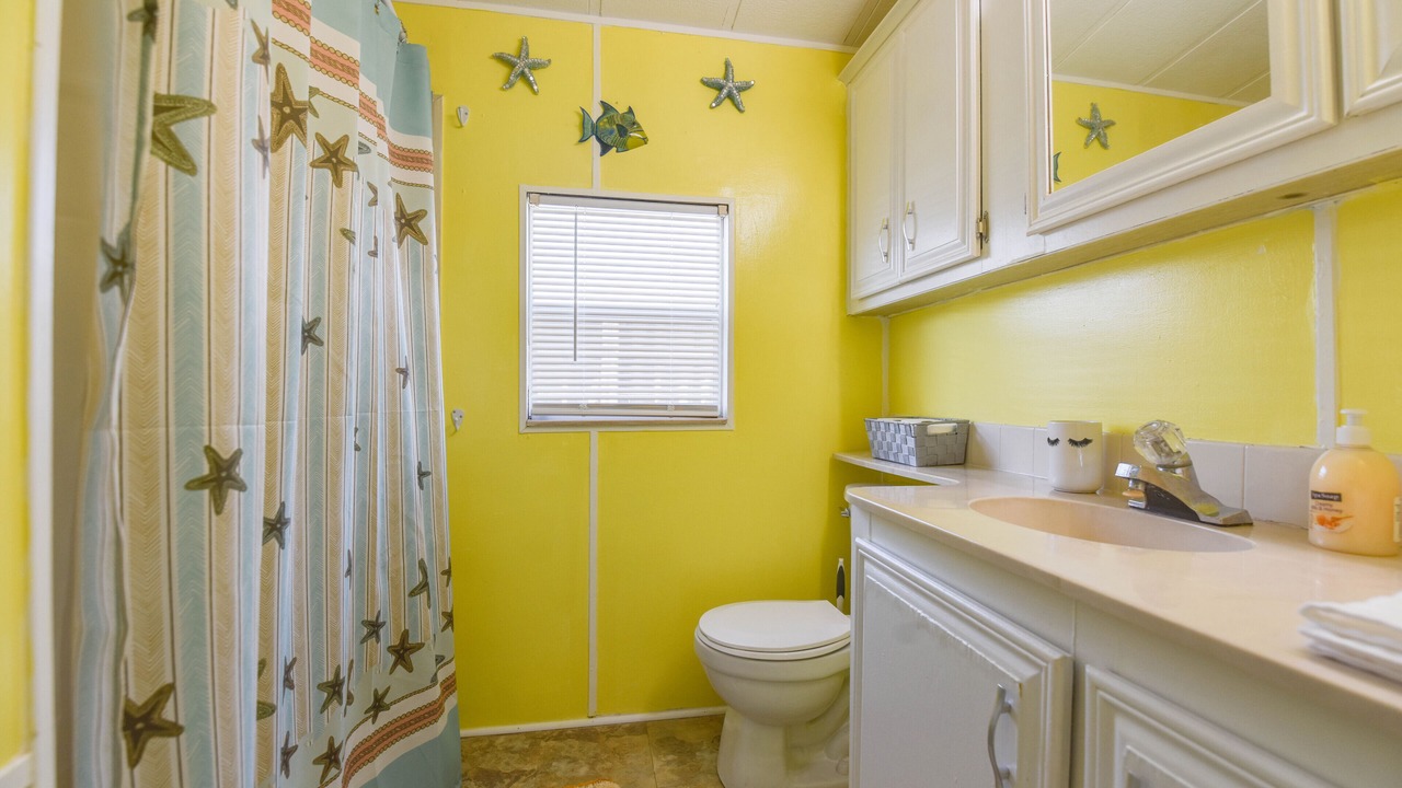 Photo of Bathroom in Cutthroat Harbor Estates