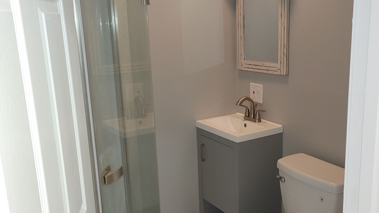 Photo of Bathroom in Fullersburg