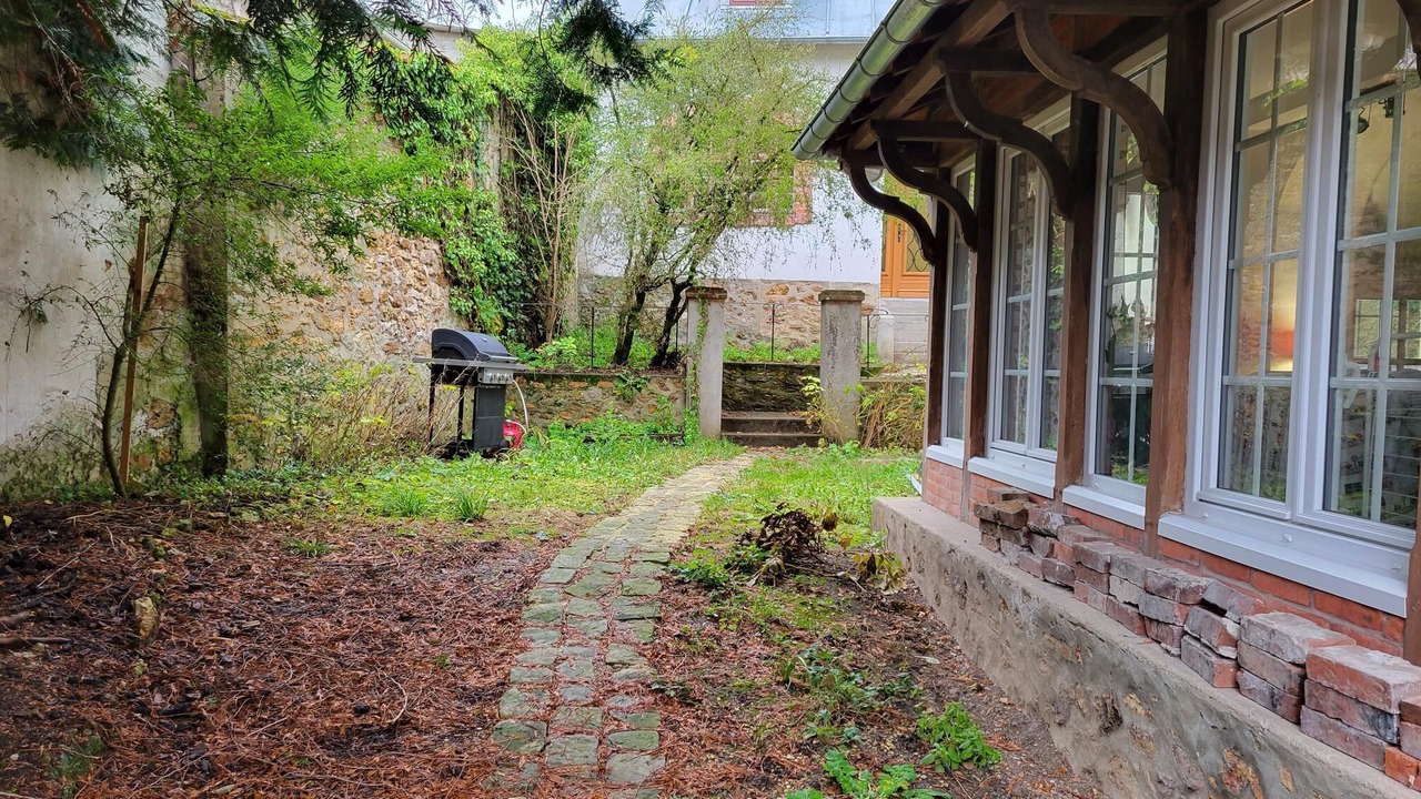 Photo of Outdoor in Villeneuve-sur-Bellot