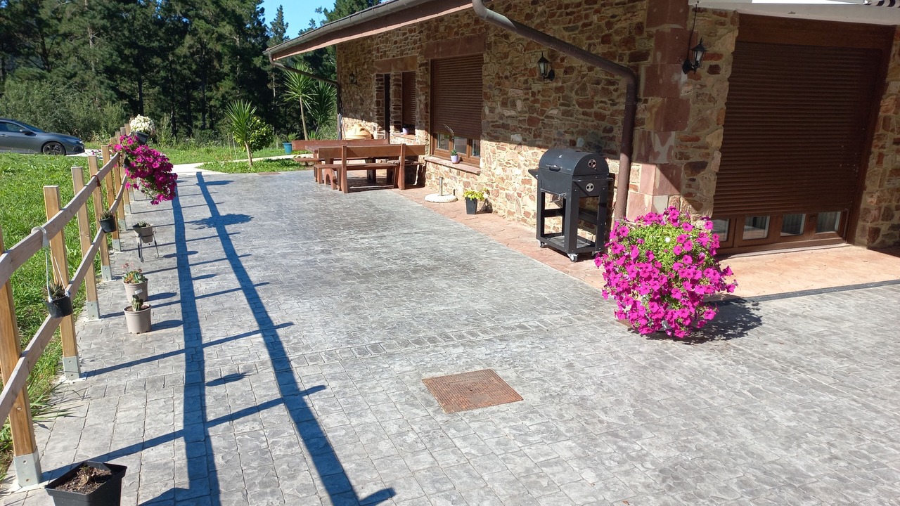 Photo of Outdoor in Ea