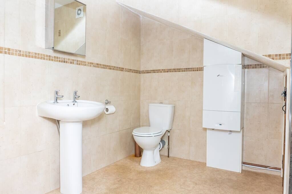 Photo of Bathroom in Brockworth