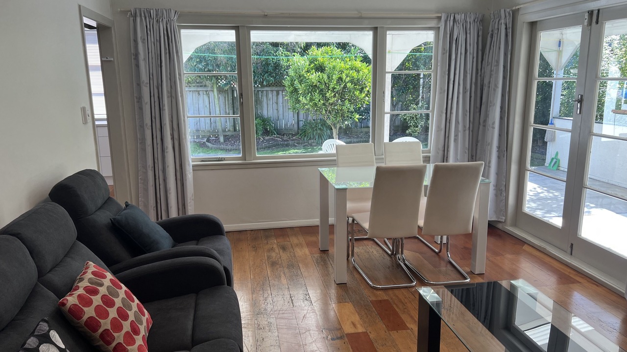 Photo of Livingroom in Palmerston North