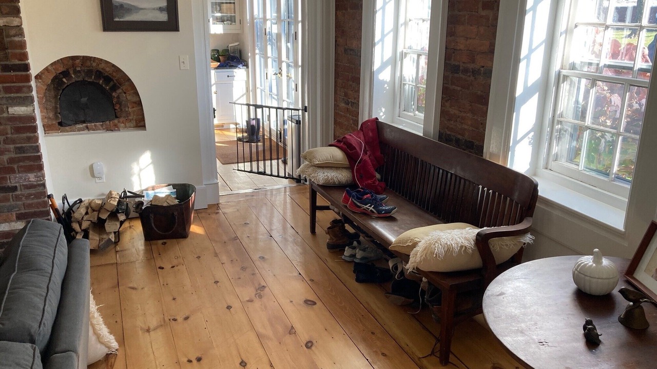 Photo of Livingroom in Montgomery