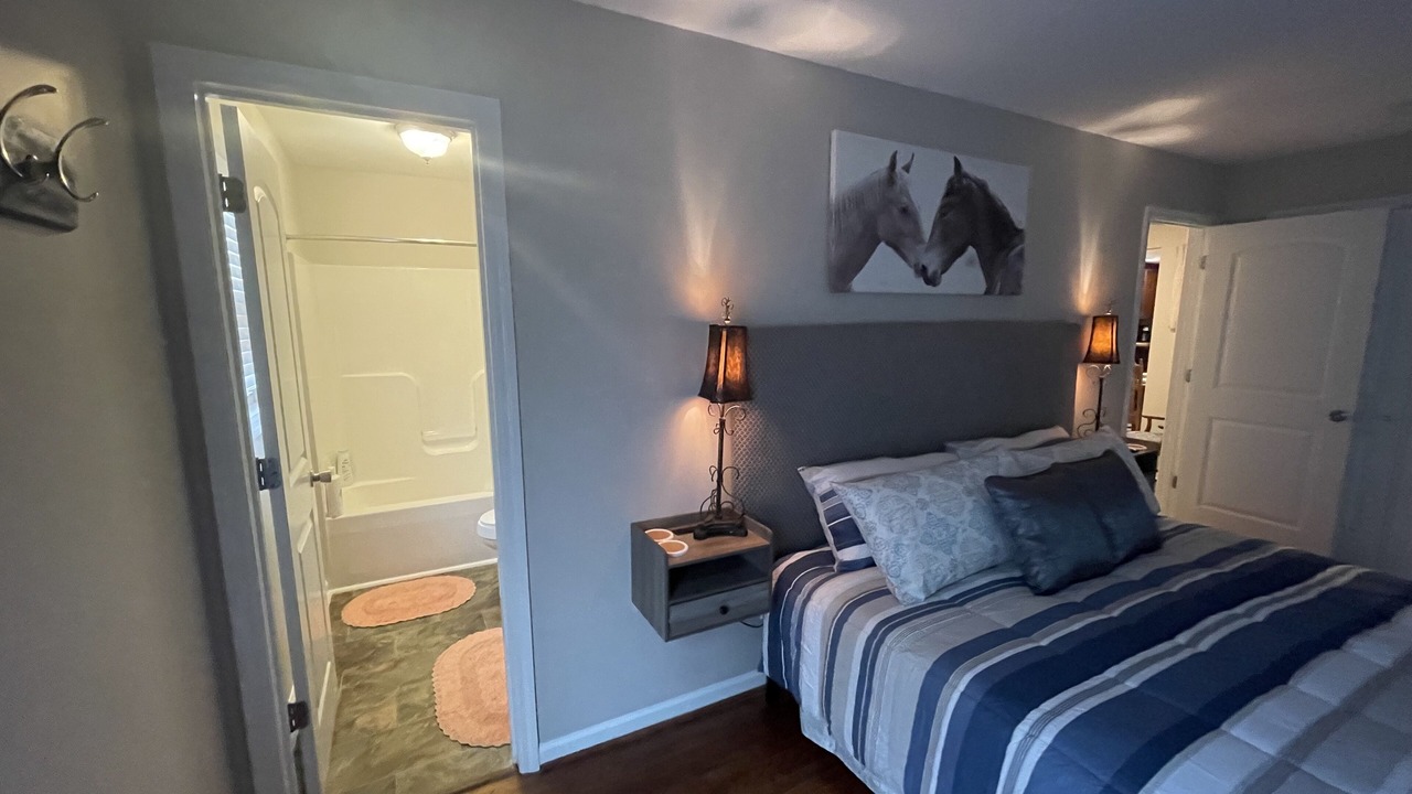 Photo of Bedroom in Hazel Green