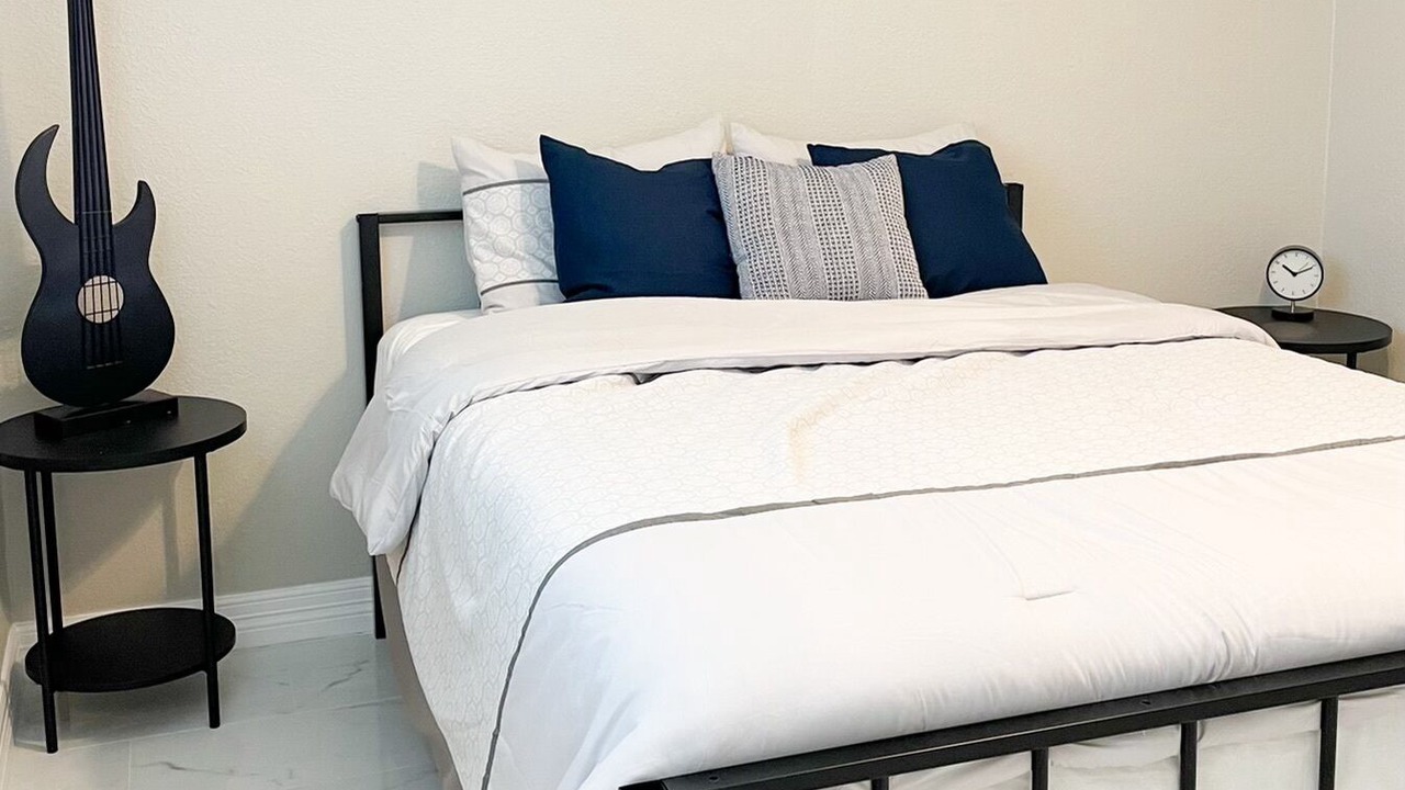 Photo of Bedroom in Grand Prairie