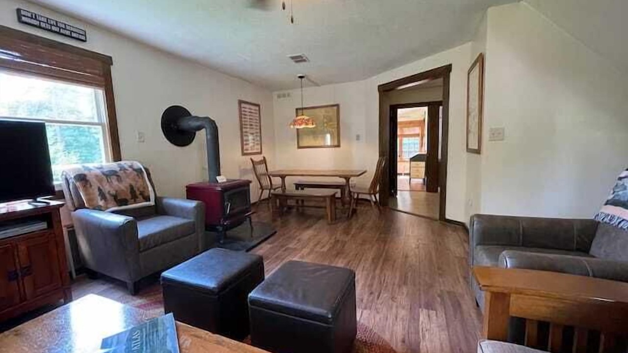 Photo of Bedroom in Town of Webb