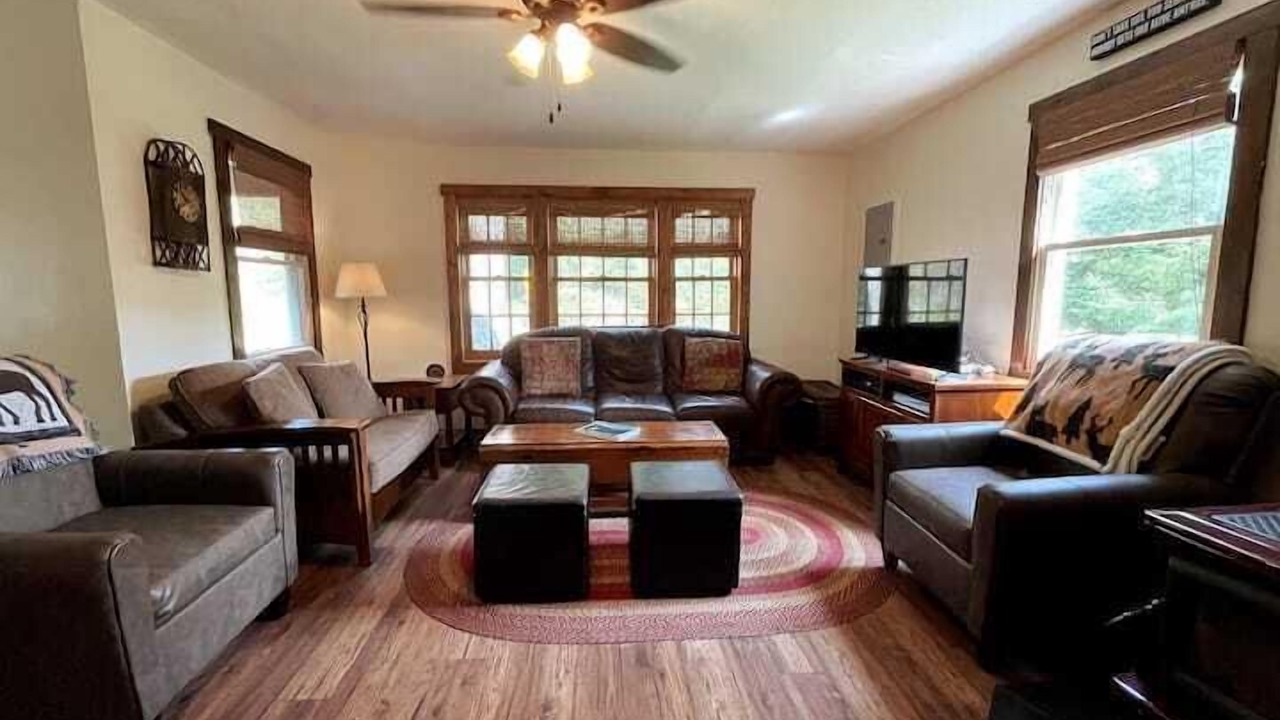 Photo of Bedroom in Town of Webb