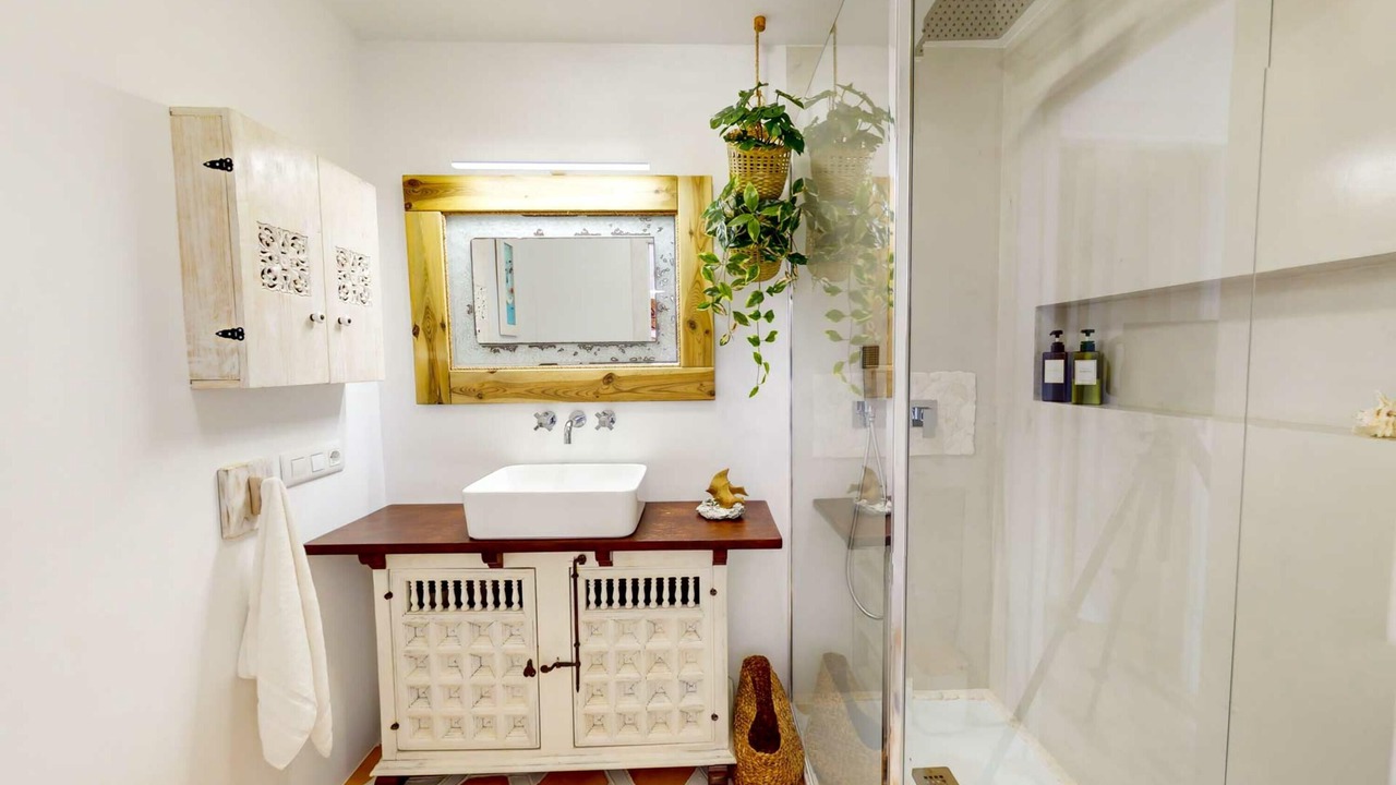 Photo of Bathroom in Vergel