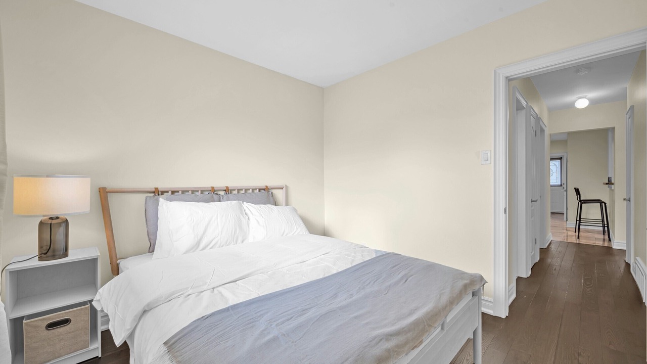 Photo of Bedroom in Newtonbrook