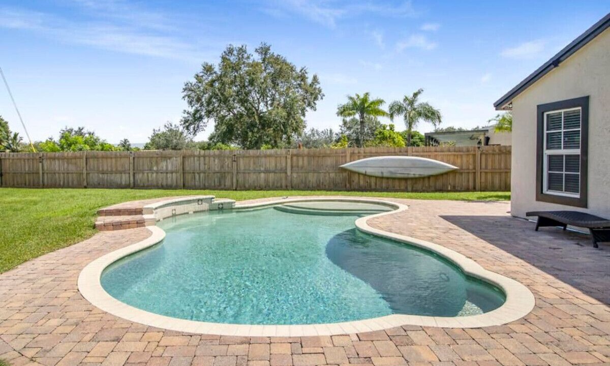 Photo of Outdoor in Royal Palm Beach