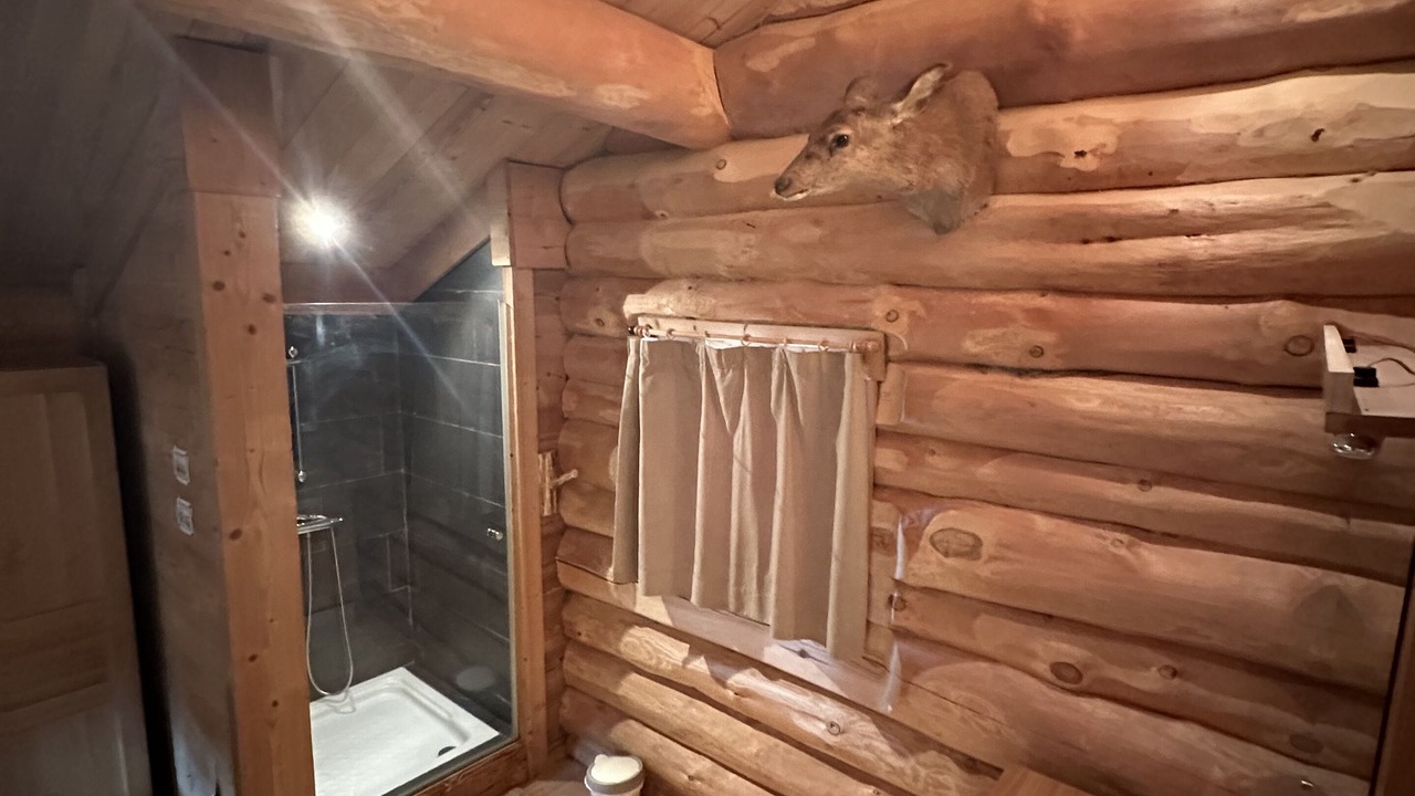 Photo of Bathroom in Superbolquere