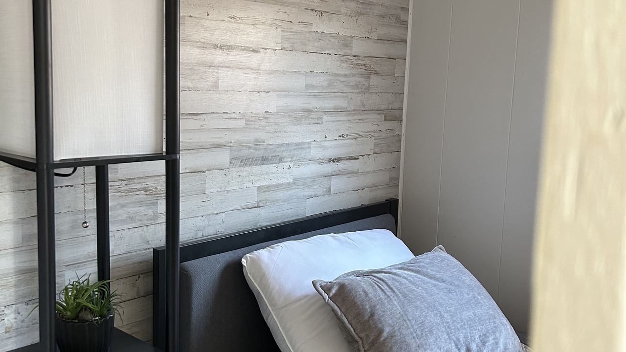 Photo of Bedroom in Marietta-Alderwood