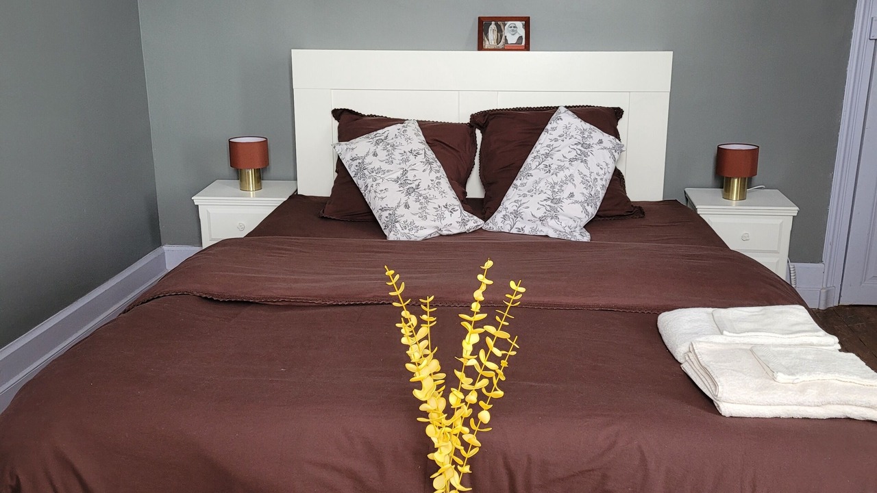 Photo of Bedroom in Coulonces