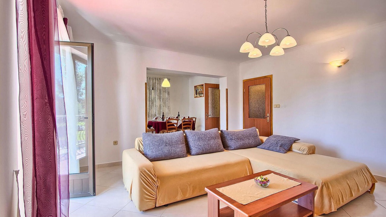 Photo of Bedroom in Tinjan