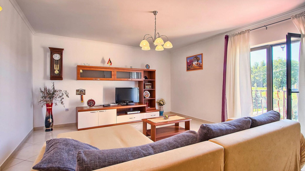 Photo of Bedroom in Tinjan