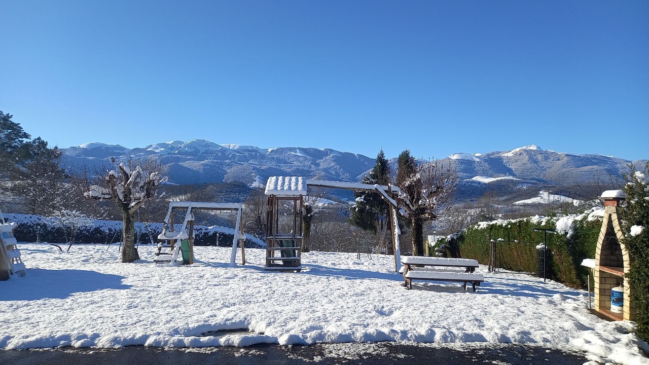 Photo of Outdoor in Tilhouse