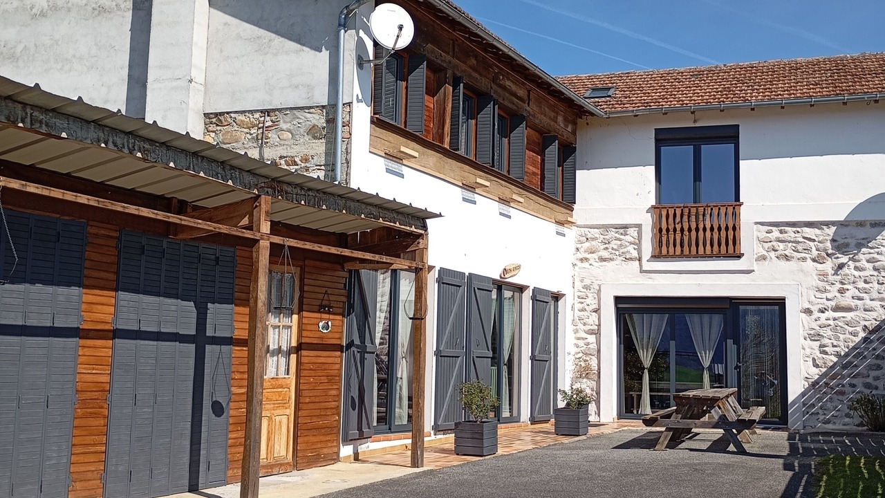 Photo of Outdoor in Tilhouse