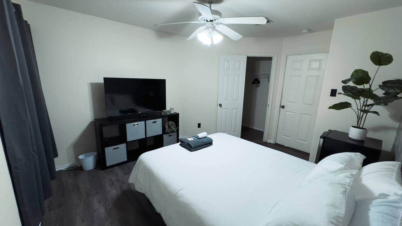 Photo of Bedroom in San Marcos