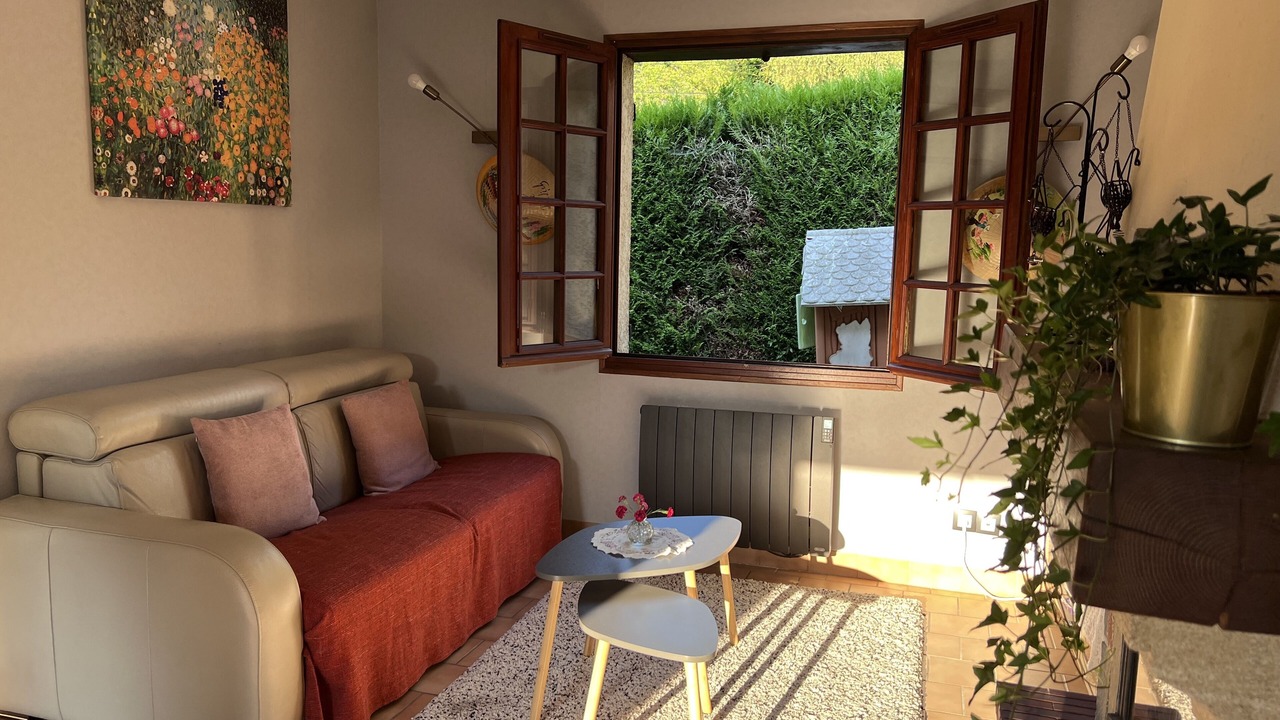 Photo of Livingroom in Vezillon
