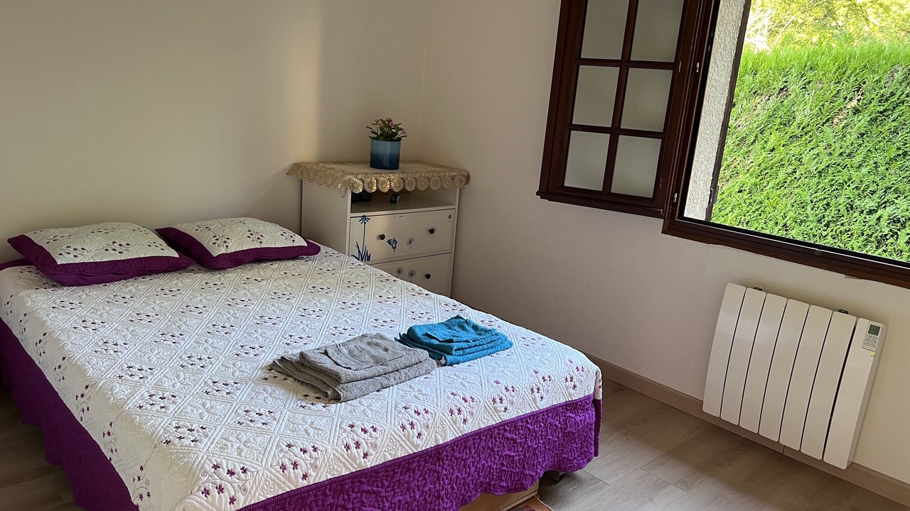 Photo of Bedroom in Vezillon