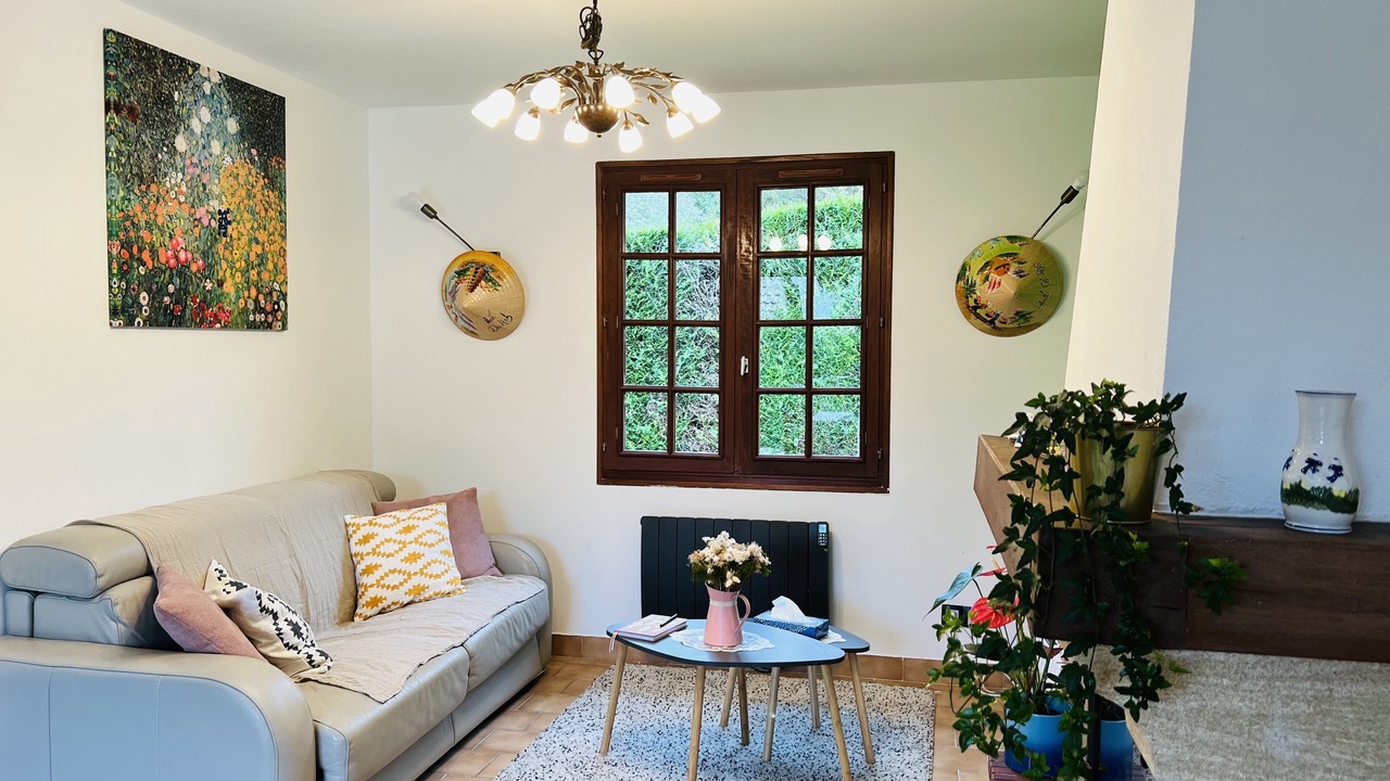 Photo of Livingroom in Vezillon
