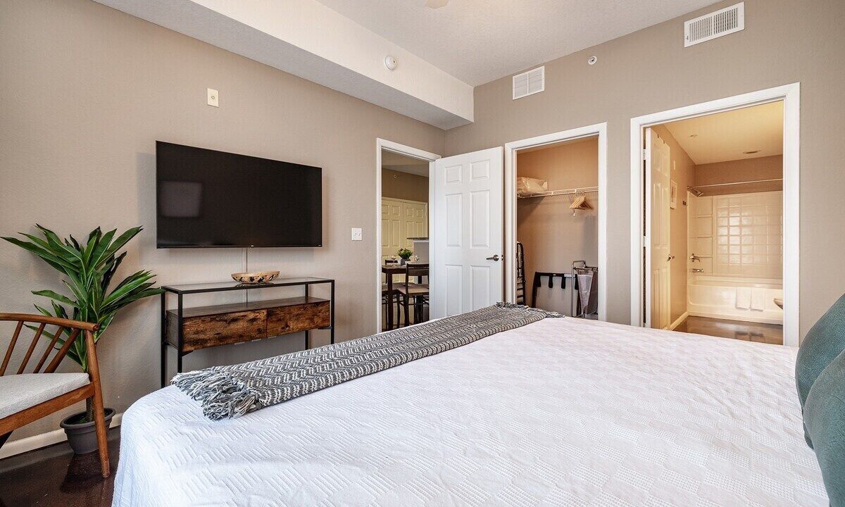 Photo of Bedroom in Channel District