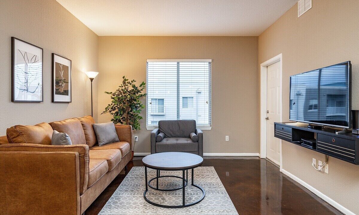 Photo of Livingroom in Channel District