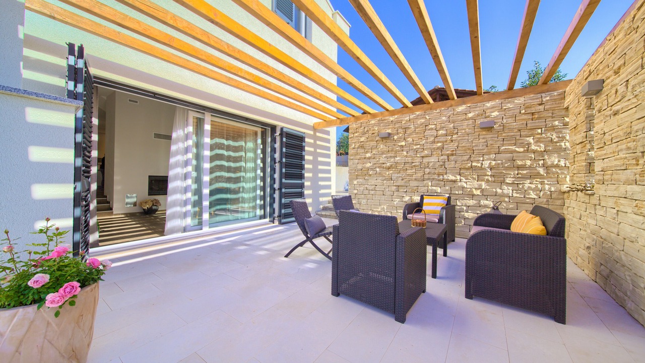 Photo of Patio Balcony in Risika
