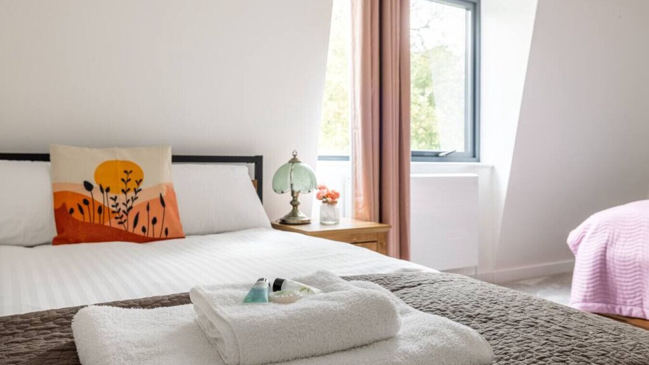 Photo of Others in Redlynch