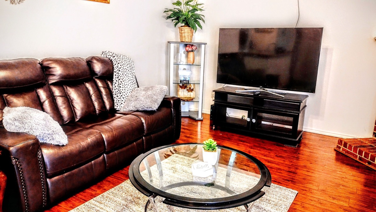 Photo of Livingroom in South Arlington