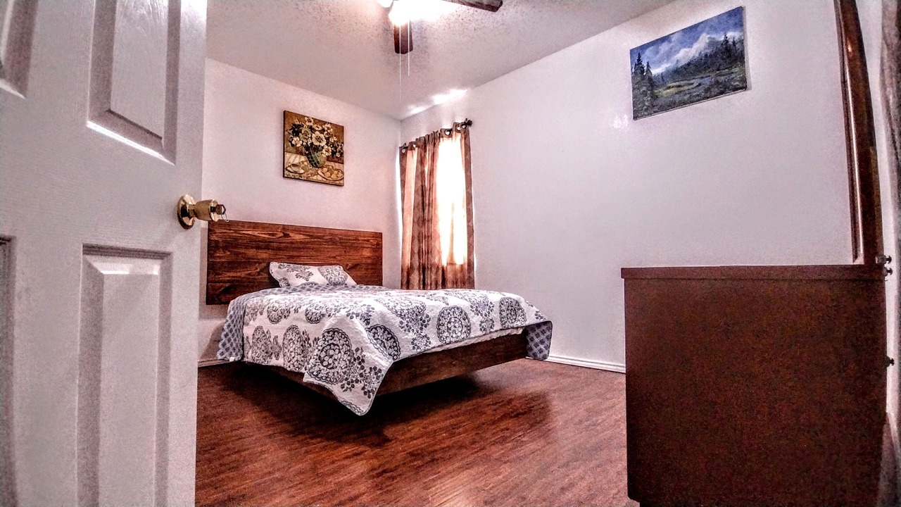 Photo of Bedroom in South Arlington
