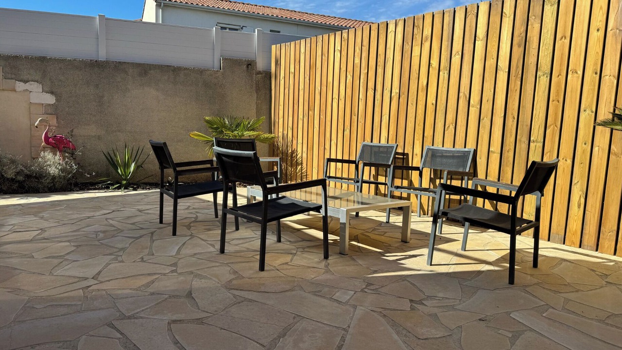 Photo of Patio Balcony in Bessan