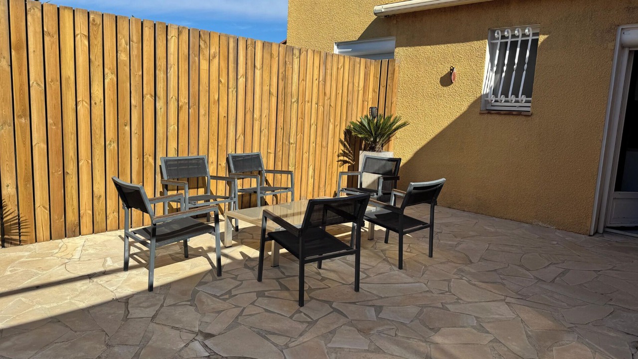 Photo of Outdoor in Bessan