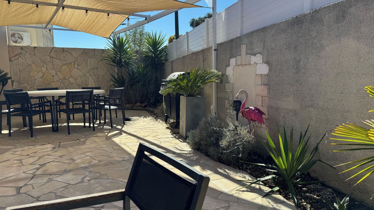 Photo of Outdoor in Bessan