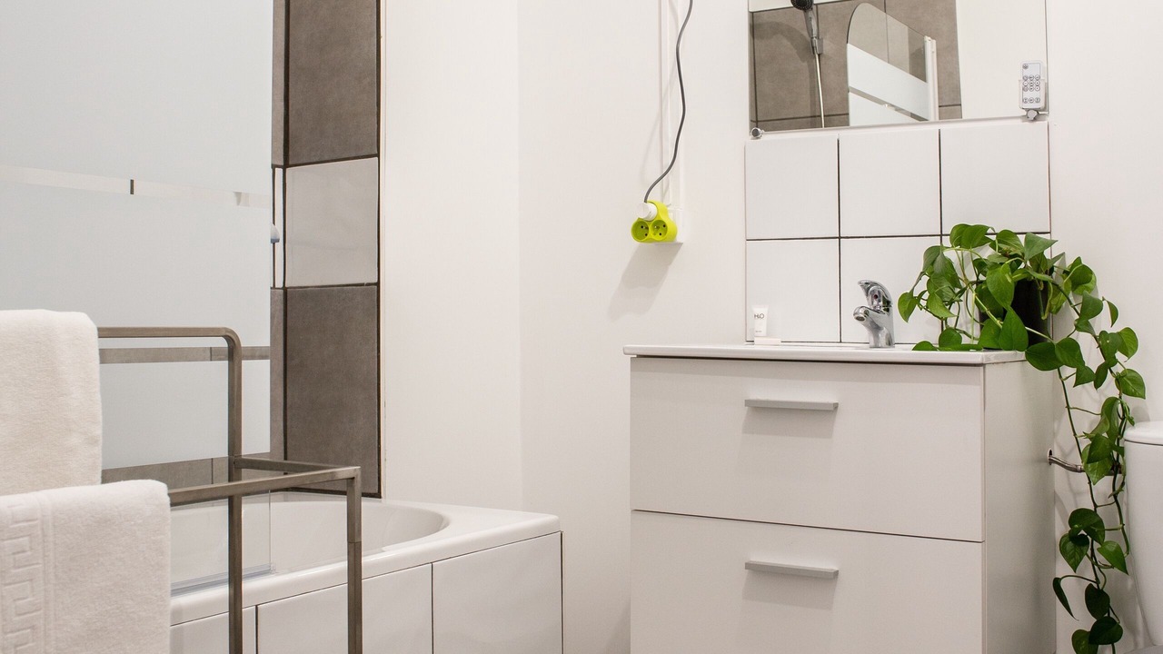 Photo of Bathroom in Saint-Mathieu