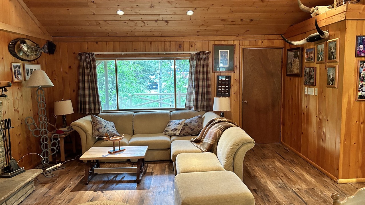 Photo of Livingroom in Kamas