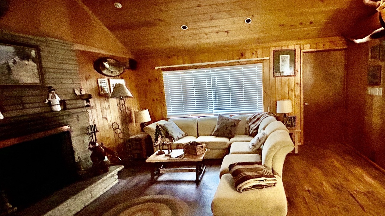 Photo of Livingroom in Kamas