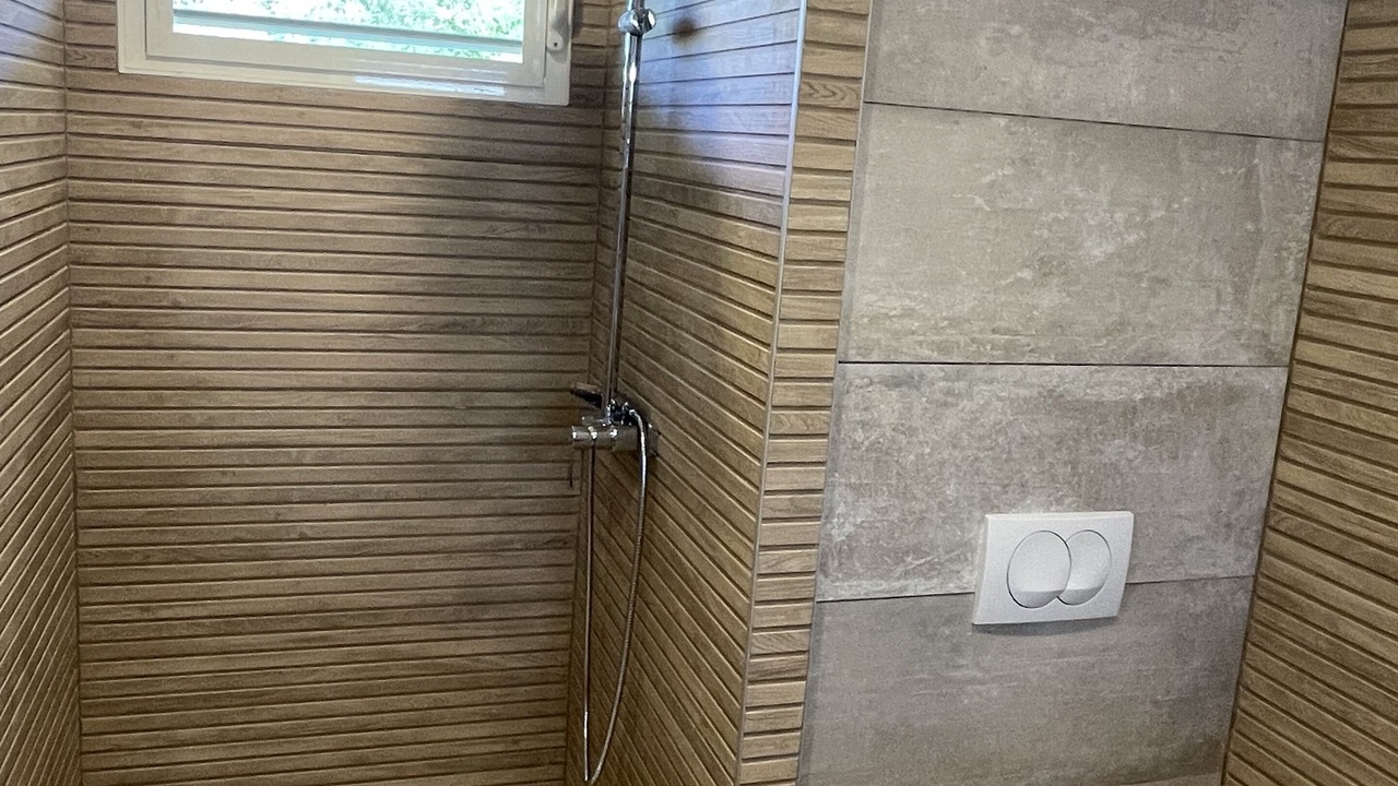 Photo of Bathroom in Cul de Sac