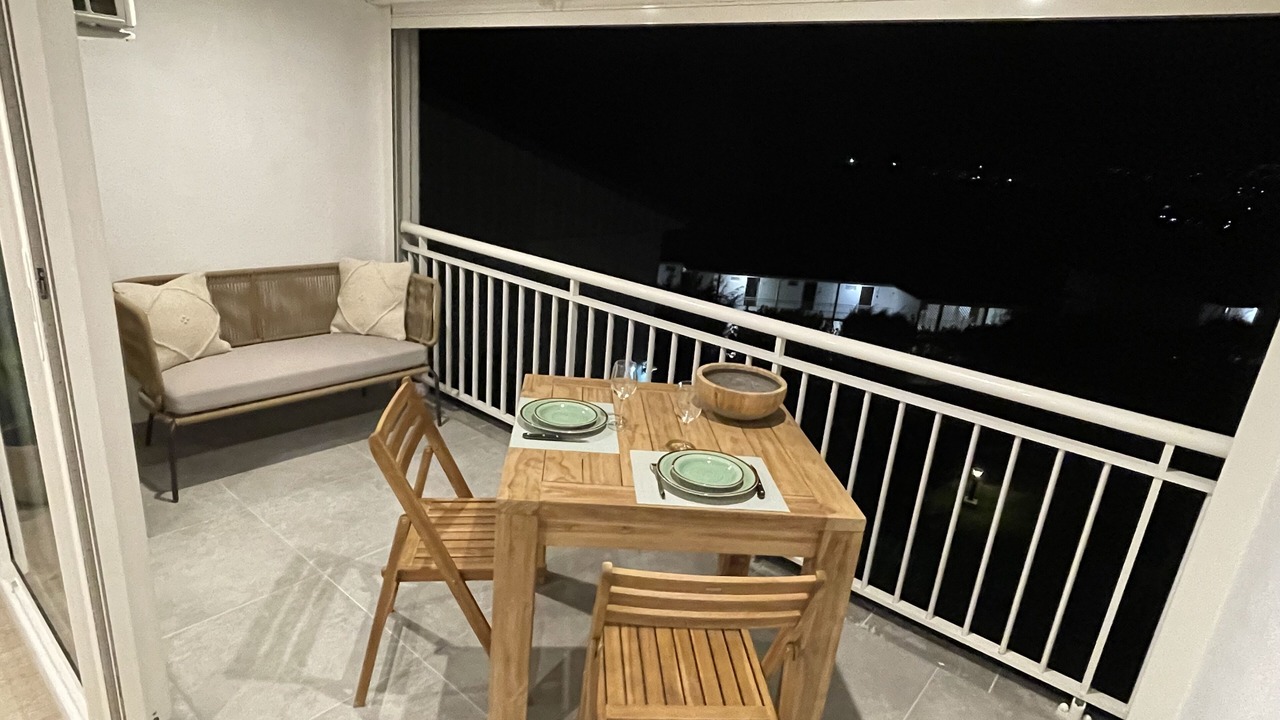 Photo of Outdoor in Cul de Sac