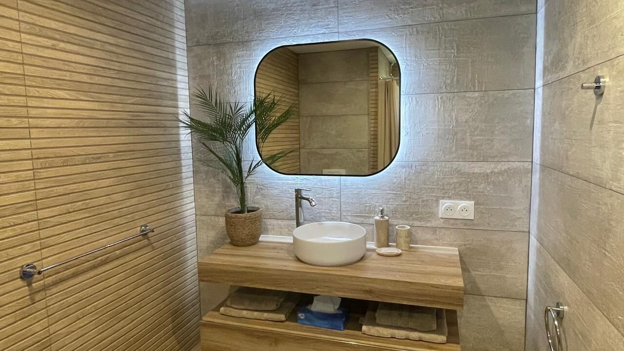 Photo of Bathroom in Cul de Sac