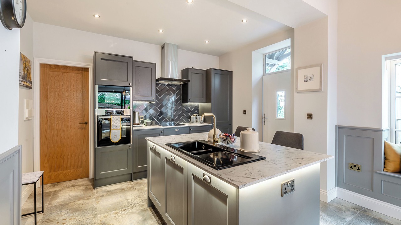 Photo of Others in Cottingham