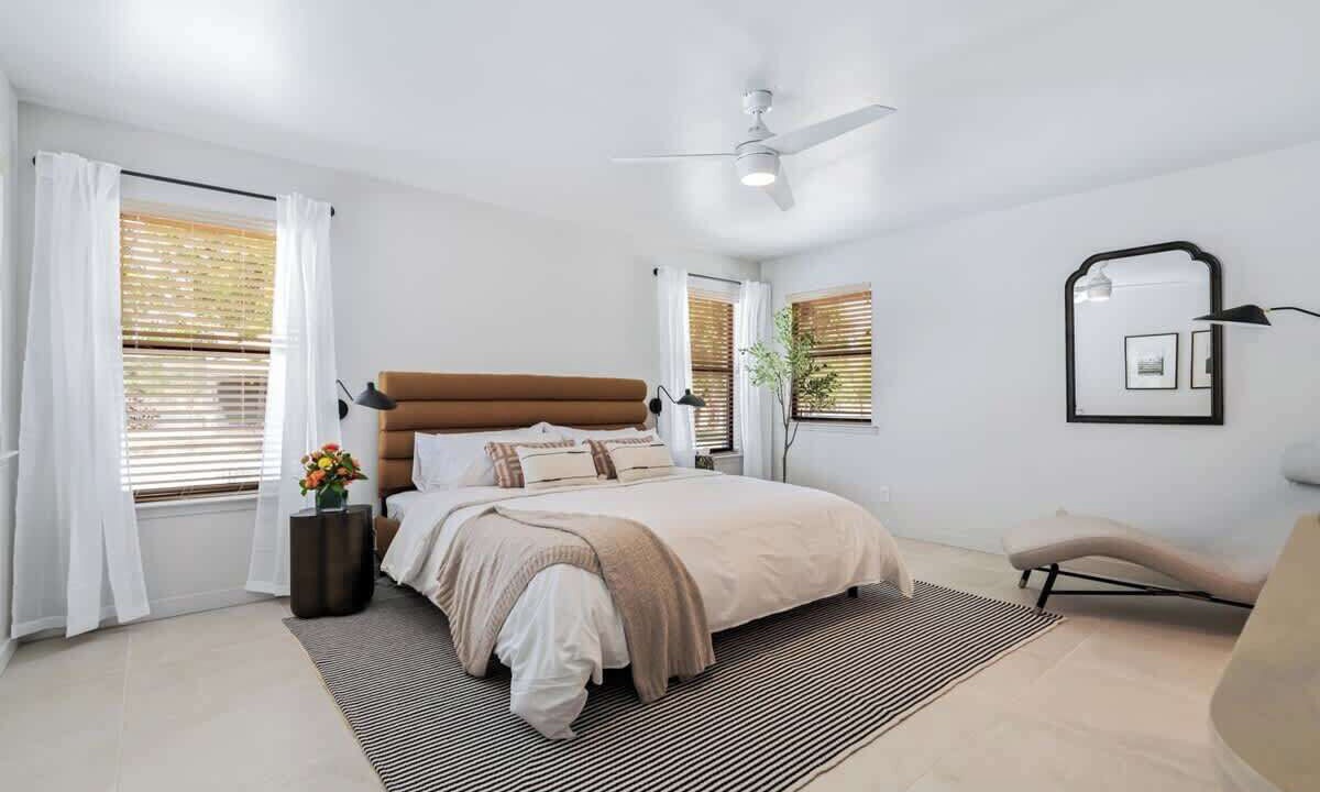 Photo of Bedroom in Manor